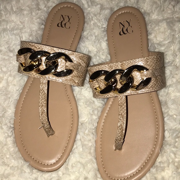 Sandals - Picture 1 of 4